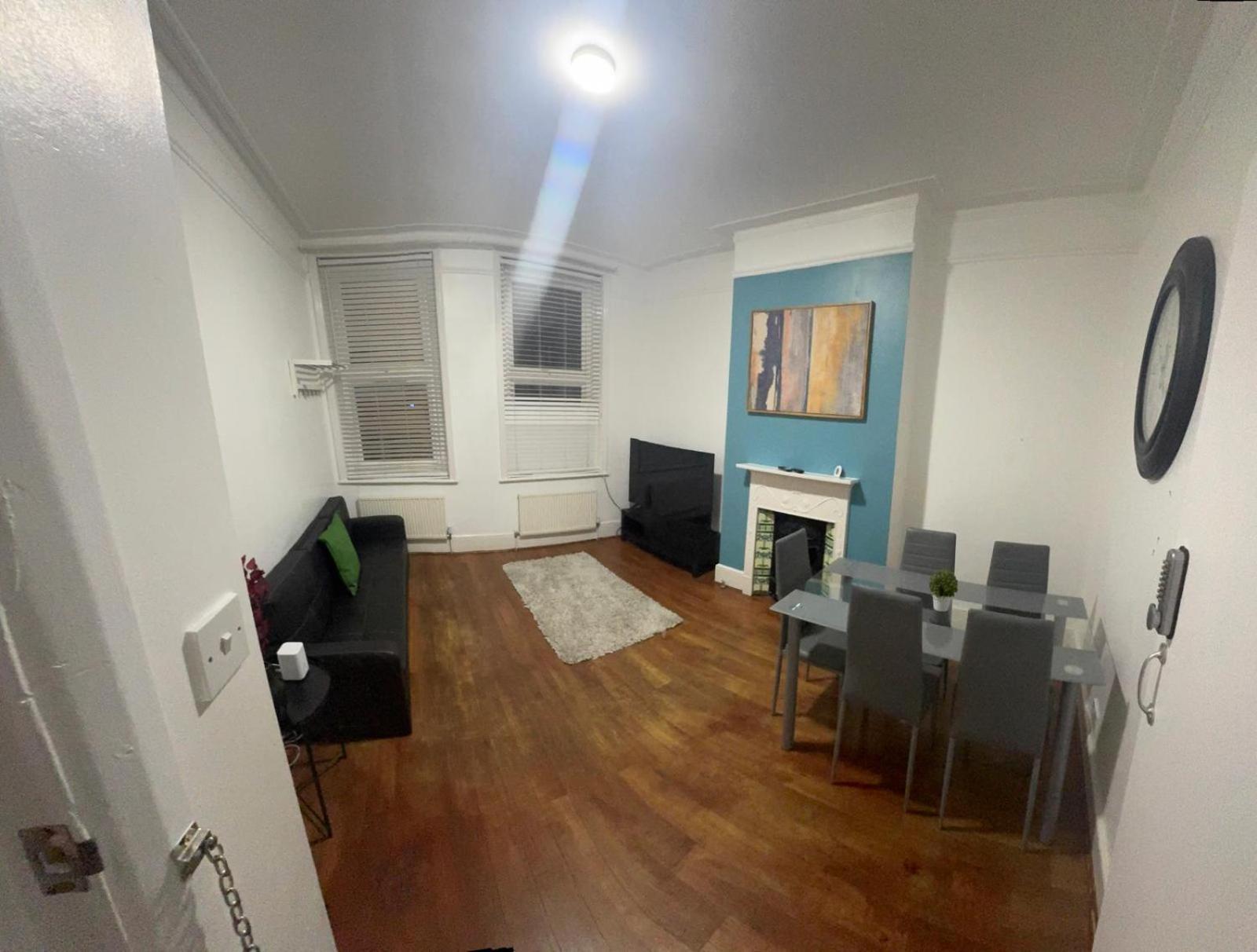 Cricklewood Broadway Guest Home ロンドン エクステリア 写真